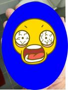 A stat trei ore sub duş! Când a văzut cum arată pielea s-a oripilat