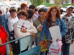 Mai puțini români în Spania!