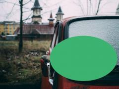 Foto! MINUNEA de pe DACIE! Ce au găsit nişte români pe maşina din parcare