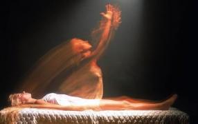 Departe de lume! Mărturia unei femei MOARTE timp de 45 de minute