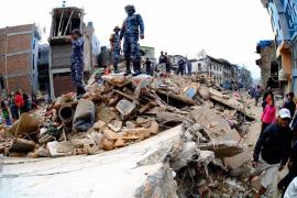 Tragedie Nepal: Peste 4.000 de morți în urma seismului de sâmbătă