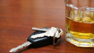 Ai consumat ALCOOL și a apărut o schimbare de planuri? Iată în cât TIMP te poți urca LA VOLAN în siguranță