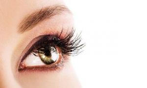 Periculos! ARTICOLUL VESTIMENTAR care poate duce la ORBIRE