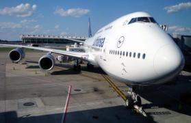 Franța: 40% dintre zboruri anulate, miercuri, din cauza grevei controlorilor de trafic