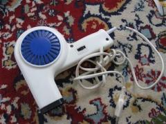 NU aveai idee! TRUCURI cu USCĂTORUL de PĂR care te ajută când ești în IMPAS