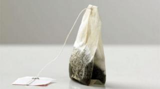 Uimitor! Ce se întâmplă dacă pui un PLIC de CEAI pe mână