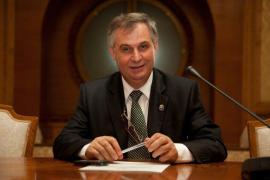 Poșta Română a distribuit felicitări electorale pentru fostul ministru Valerian Vreme