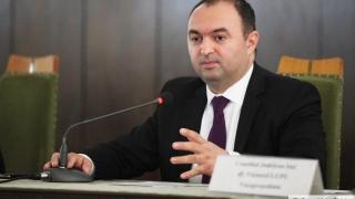 Președintele CJ Iași, Cristian Adomniței, REȚINUT de DNA