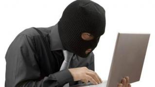 Zeci de persoane arestate în Europa pentru fraudarea prin internet a 6 milioane de euro