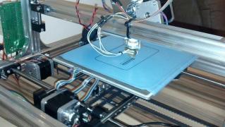 O echipă de tineri ingineri a creat prima imprimantă 3D sută la sută românească