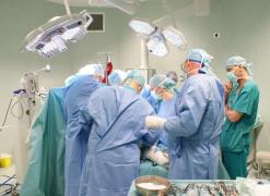 Și tu mănânci așa ceva dar nu te gândești nicio clipă la CONSECINȚE! Ce au găsit medicii în rinichii acestui bărbat