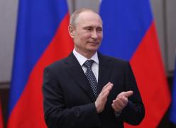 Putin inaugurează un Disneyland militar în care copiii se vor putea juca cu arme grele