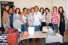 Din mâinile make-up artistului Mirela Vescan, direct în paginile VOGUE UK