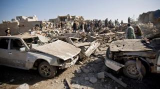 Yemen: Atentat cu mașină-capcană în apropierea unei moschei din Sanaa. Doi morți și șase răniți