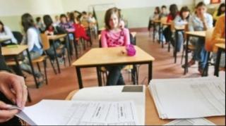 Evaluare Naţională 2015: Ce subiecte au avut de rezolvat absolvenţii de clasa  a VIII-a