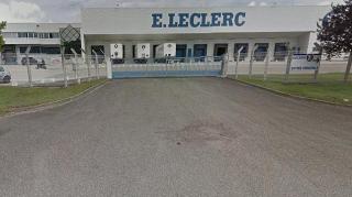 Franța: Un mort și mai mulți răniți într-un atentat comis într-o uzină din apropiere de Lyon