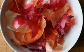 NU mai arunca COJILE de CEAPĂ. Sunt extrem de folositoare!