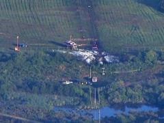 Un avion de mici dimensiuni s-a prăbuşit peste o casă în Massachusetts