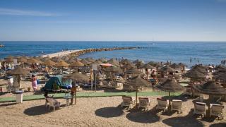 Legea tichetelor de vacanţă, ADOPTATĂ de Parlament. Cât vor primi bugetarii