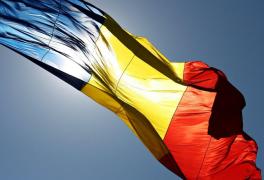 Un tricolor de 300 de metri a fost întins sâmbătă pe podul de peste Prut