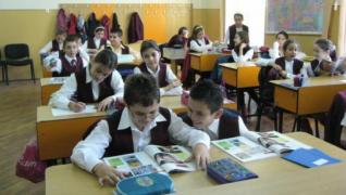 Ministerul Educației  A RECUNOSCUT! Din toamnă NIMIC nu va mai fi la fel!