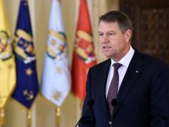 Iohannis a promulgat legea privind steagurile unităţilor administrativ-teritoriale