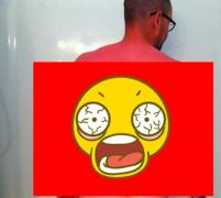 FOTO VIRAL! A stat la soare o zi, însă rezultatul este incredibil! Nimeni nu ar dori să fie în locul lui