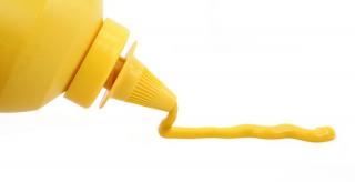 Un truc de milioane! Ce se întâmplă dacă aplici MUȘTAR pe păr