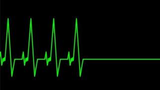 Tragedie: Fetiţa care a băut motorină, înmormântată doar de jumătate din familie