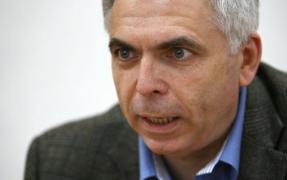 Instanța ridică sechestrul pus de DNA pe conturile lui Adrian Severin