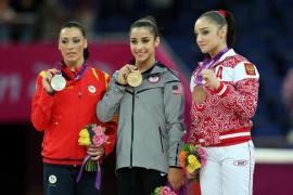 Una dintre cele mai iubite gimnaste S-A DEZBRĂCAT pentru o cunoscută revistă!