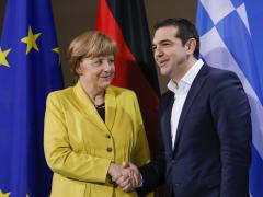 Grecia: Tsipras și Merkel, de acord ca Atena să-și prezinte propunerile la summitul despre zonei euro