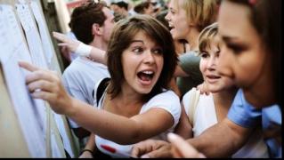Primele rezultate la bacalaureat 2015 vor fi afișate marți, până la ora 16.00