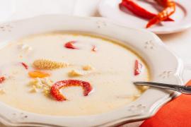 O REȚETĂ răcoroasă și dietetică de vară: CIORBĂ DE BURTĂ