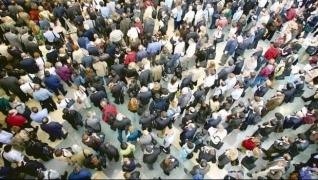 Sporul natural al populației României continuă să fie negativ!