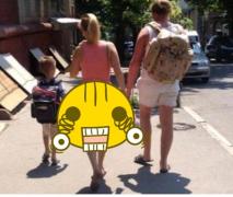 Aceasta este imaginea anului! Cum a fost surprinsă o mămică din Bacău. S-a făcut de râs