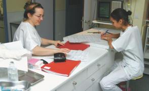 O infirmieră daneză a fost acuzată de moartea a patru pacienți