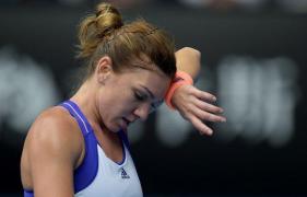 Rogers Cup, Toronto: Simona Halep a abandonat finala. Belinda Bencic câştigă partida