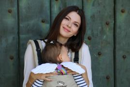 Anca Lungu și-a dus fetița la plajă și în Deltă