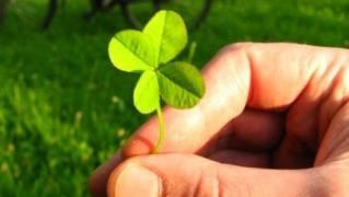 Norocul îl ai, nu ţi-l faci: cât NOROC ai, în funcţie de LUNA în care te-ai născut