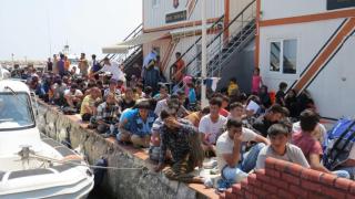 Primarul insulei Lesbos: UE trebuie să coopereze cu Turcia în problema imigranților