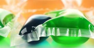 UTIL! Învaţă să faci DETERGENT lichid la tine acasă. E mai simplu decât ţi-ai fi putut închipui