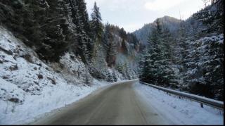 Lapoviţă şi ninsoare, la munte! De când sunt OBLIGATORII cauciucurile de iarnă