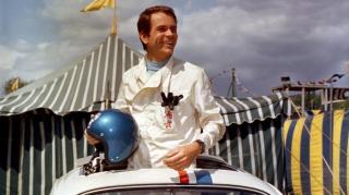 A murit actorul american Dean Jones, actorul principal al seriei "Herbie"