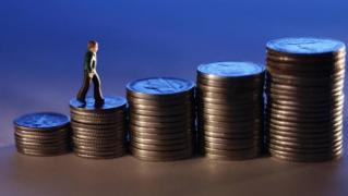 INS: Câștigul salarial mediu nominal net a crescut