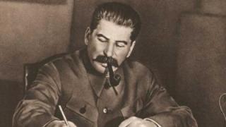 Inedit! Celebrul STALIN fuma dintr-o PIPĂ făcută de chihlimbar de BUZĂU, cel mai VALOROS din lume