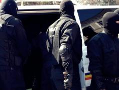 Şeful Poliţiei Sinaia, acuzat de trafic de influenţă, a fost arestat preventiv