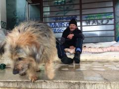 "Cu patru lei mâncam doi oameni și-un câine!". Povestea CUTREMURĂTOARE a trei ardeleni și a CĂȚELUȘEI LINDUCA