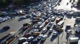 Atenţie mare, ŞOFERI! S-a schimbat modul de calculare al preţului RCA! Ce criterii se iau ACUM în calcul