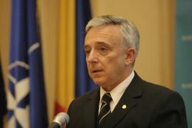 Isărescu: "Creşterea salariilor este inevitabilă în România, dar trebuie făcută prudent, câte puţin"